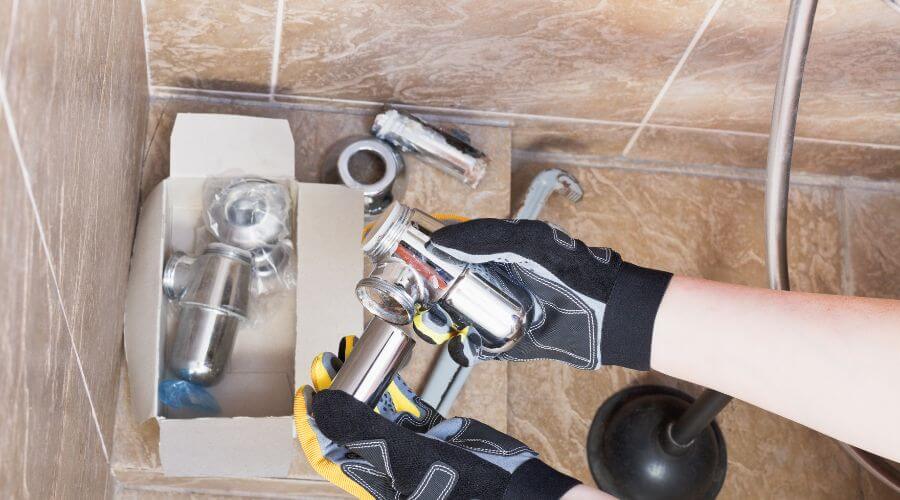 Expert Emergency Roof Repairs services in Cascade, ID